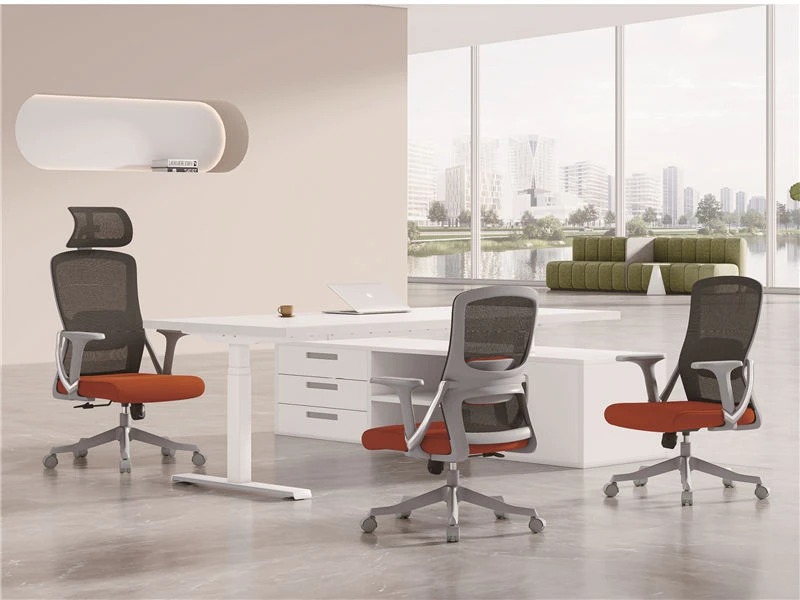  Ergonomic Working Chairs | Black Office Chair for Workplace