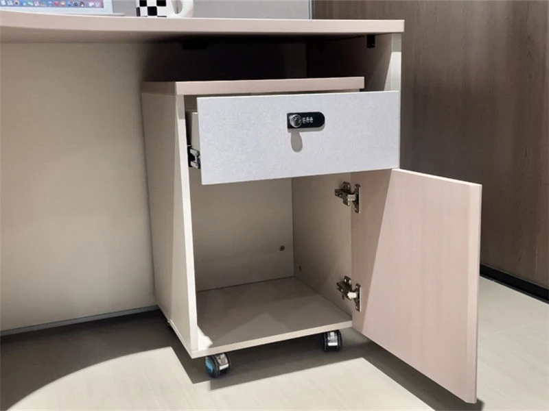 L-Shaped Private Modular Workstations | Cubical Desk Furniture