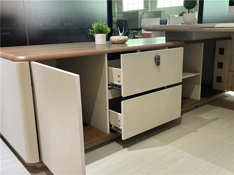 High End Executive Office Desks for Modern Offices