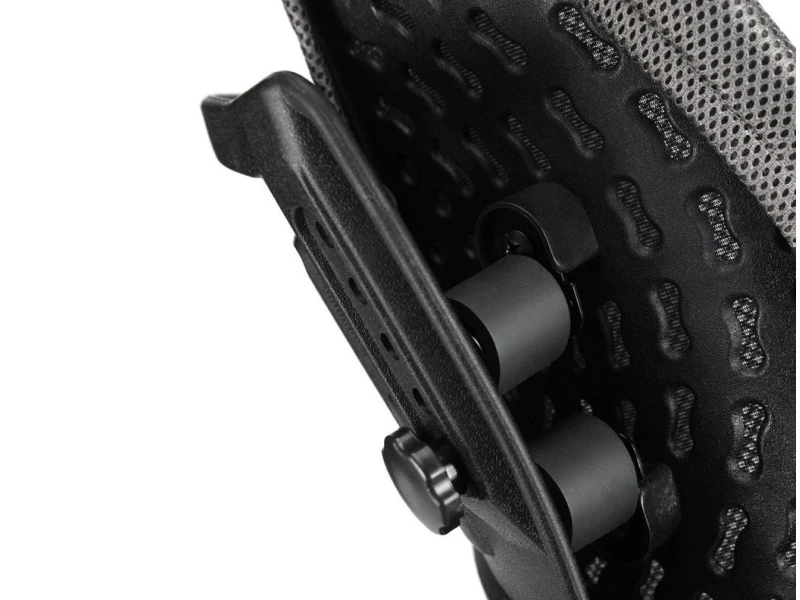 Four-Roller Lumbar Support for Everyday Office Comfort